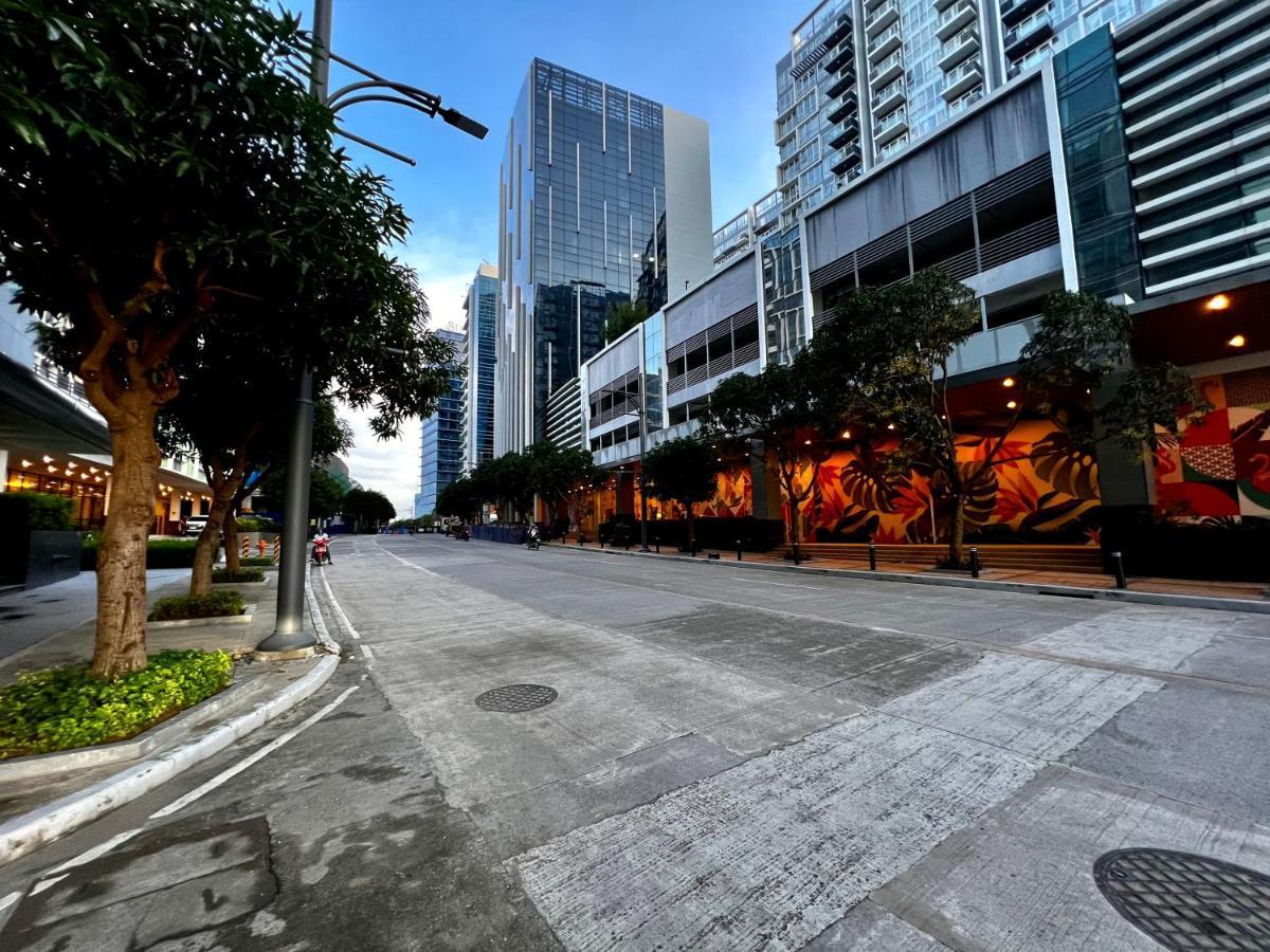 1Br Mactan New Town Apartments Ocean View, Free Pool, Free Beach, Near Airport Punta Engano  Exterior photo